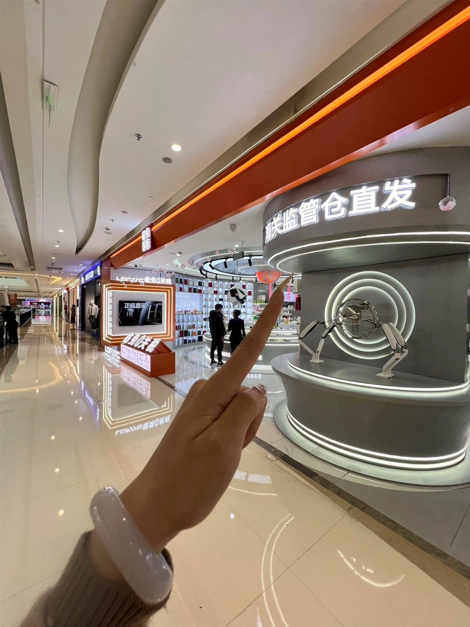 Mall Kiosk For Perfume Retailsfor Duty Free Shop