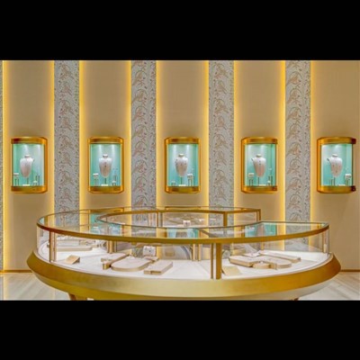 Kumush zargarlik buyumlarini sotish uchun Mall Kiosk dizayni